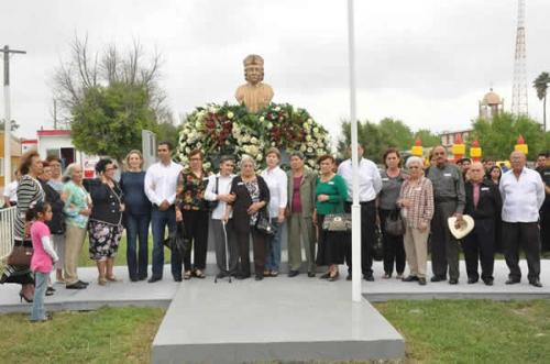 Brinda municipio atención y servicio a visitantes